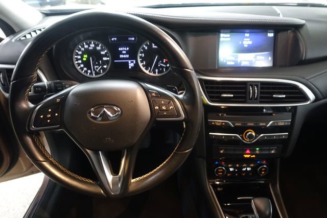 Used 2019 INFINITI QX30 AWD image 11