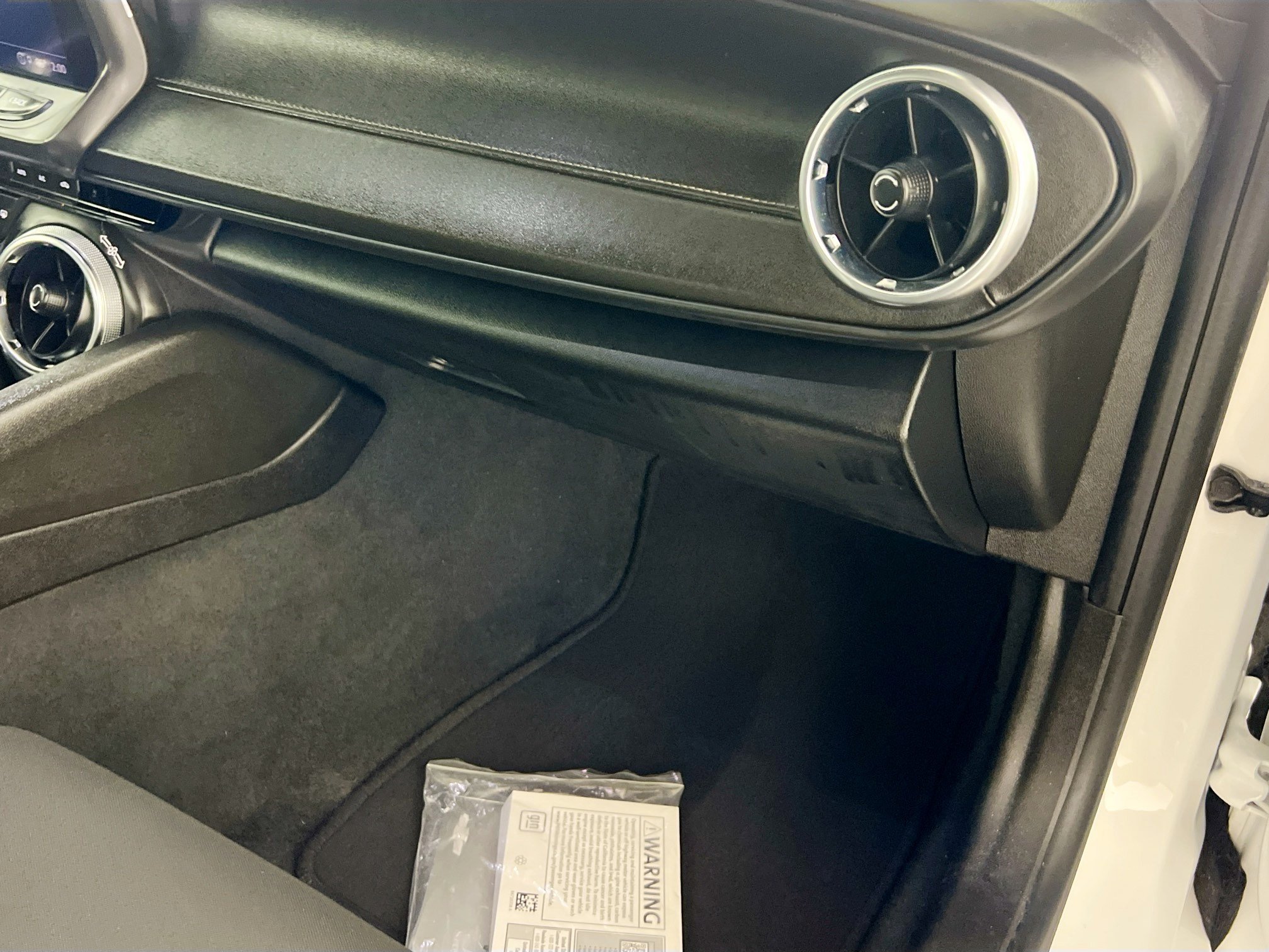 Used 2022 Chevrolet Camaro SS RWD image 34