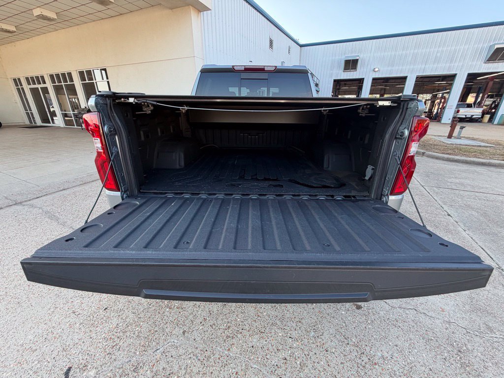 Used 2023 Chevrolet Silverado 1500 LT Trail Boss w/ LT Trail Boss Premium Package AWD/4WD image 12
