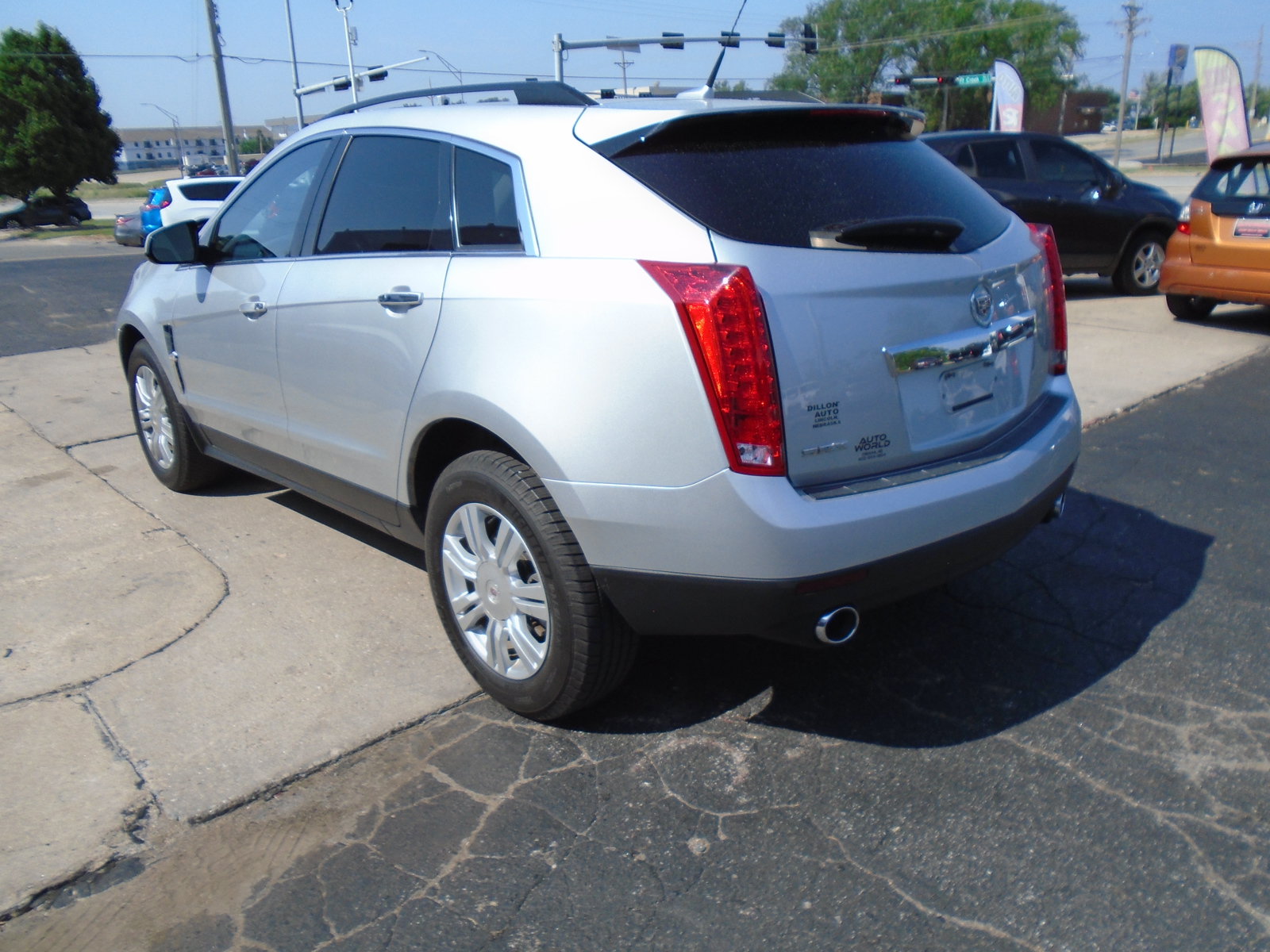 Used 2011 Cadillac SRX 2WD image 4