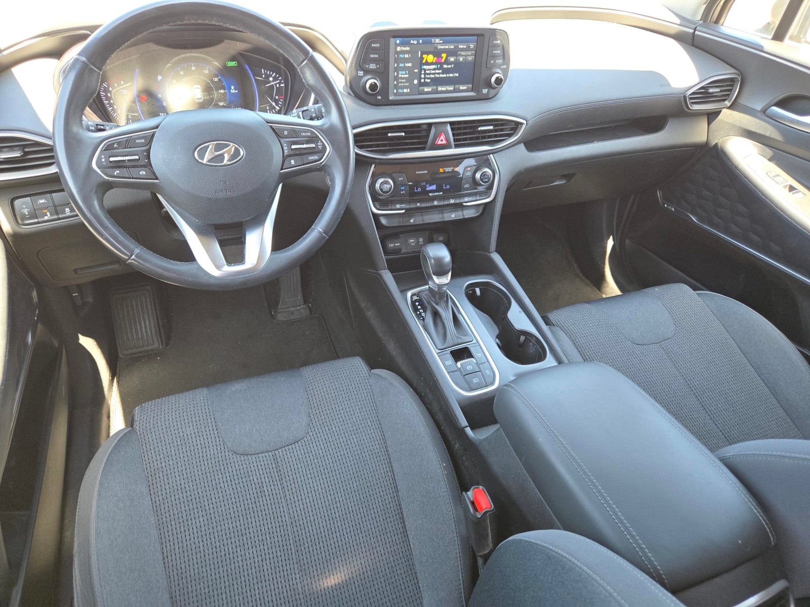 Used 2019 Hyundai Santa Fe SEL FWD image 10