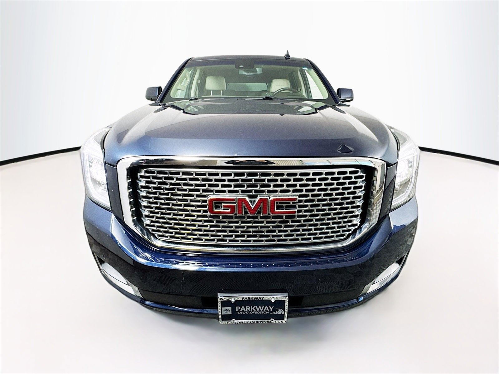 Used 2017 GMC Yukon XL Denali w/ Open Road Package image 2