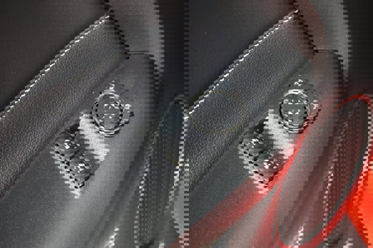 Used 2022 Ford Mustang Shelby GT500 w/ Carbon Fiber Track Pack image 21