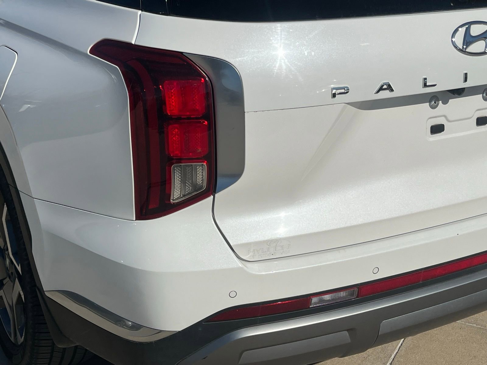 Used 2023 Hyundai Palisade Limited w/ Winter Package image 13