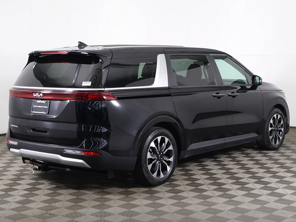 Certified 2024 Kia Carnival EX FWD image 11