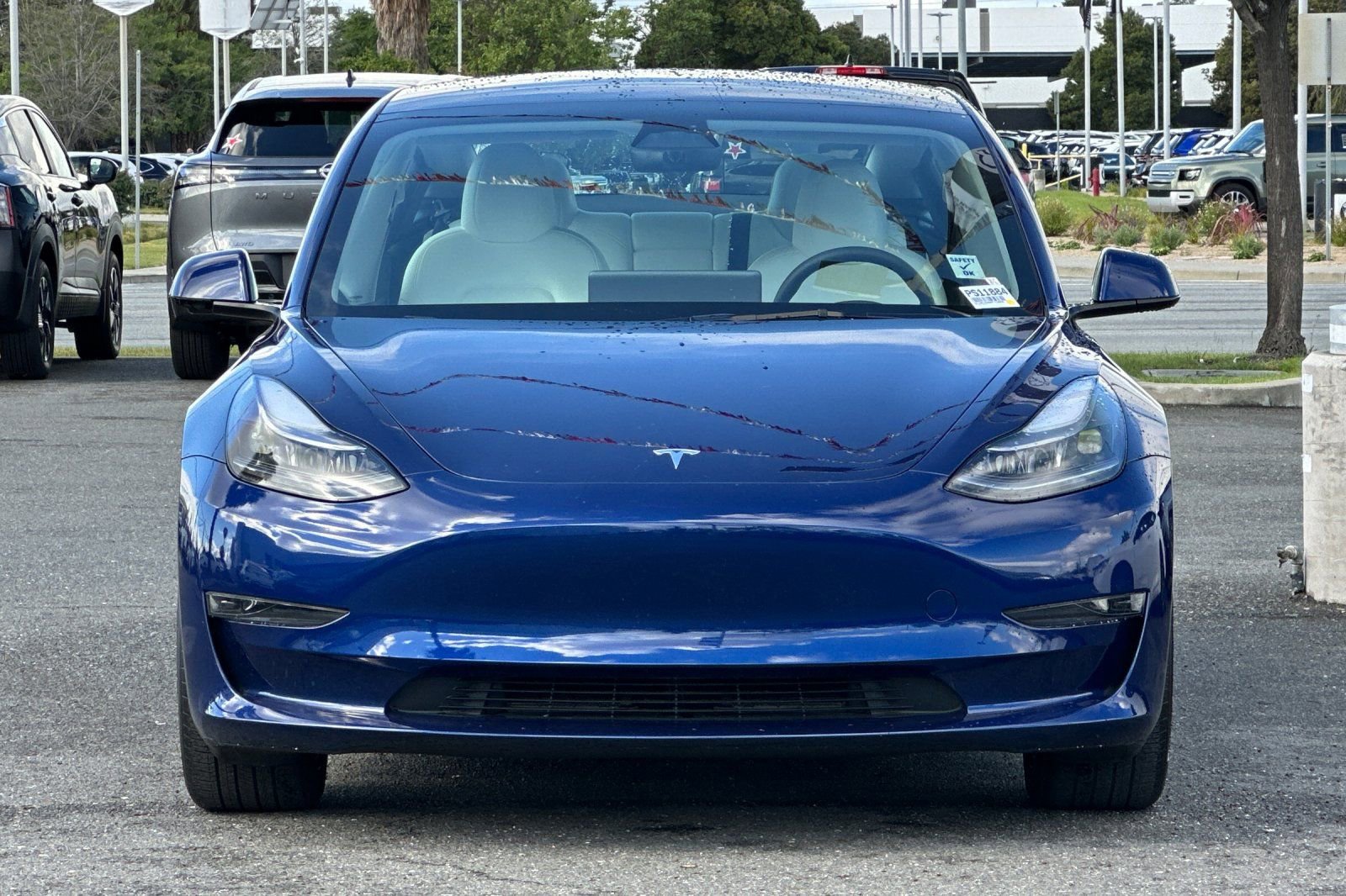 Used 2023 Tesla Model 3 Standard Range image 9