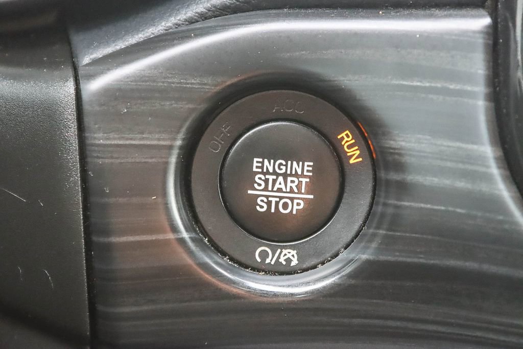 Used 2022 Jeep Grand Cherokee Laredo X image 28