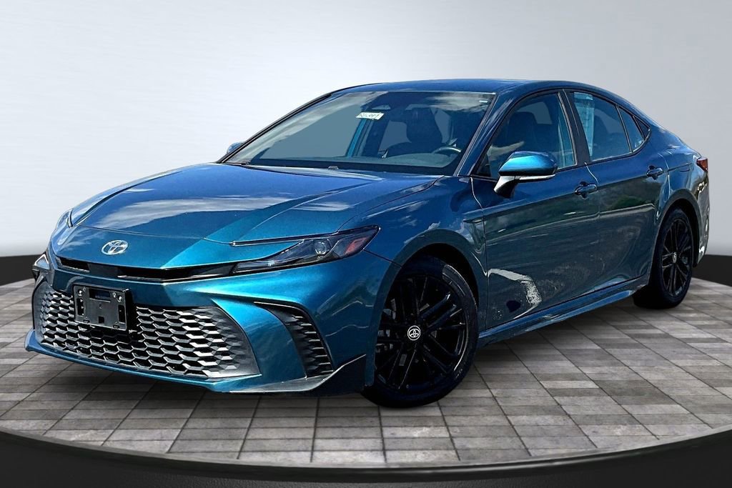 Used 2025 Toyota Camry SE