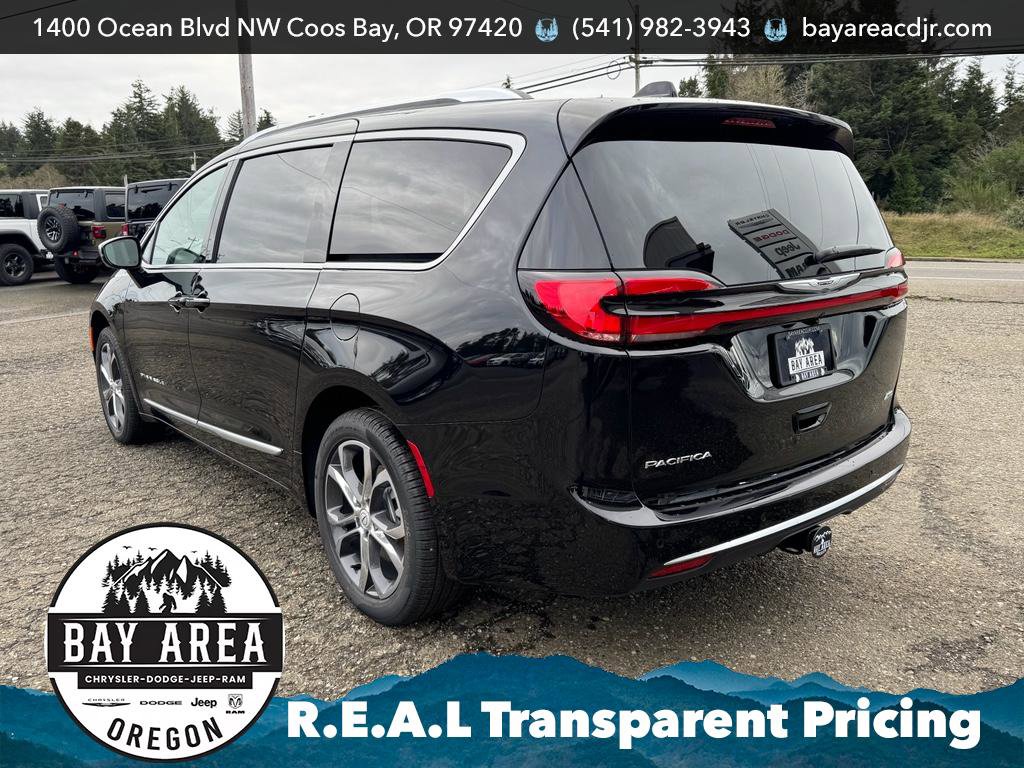 New 2026 Chrysler Pacifica Pinnacle w/ Trailer Tow Group image 8