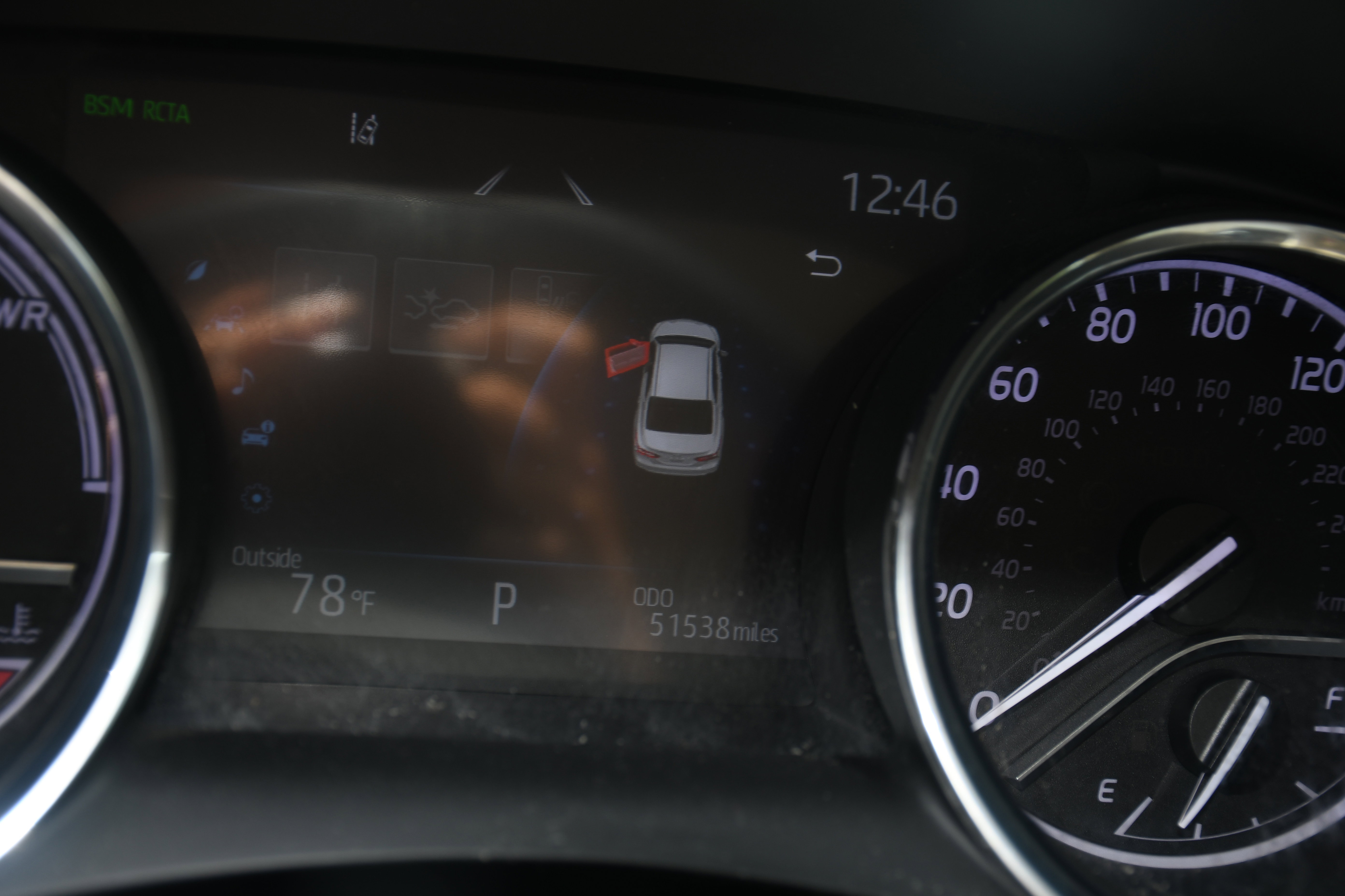 Used 2019 Toyota Camry XLE FWD image 13