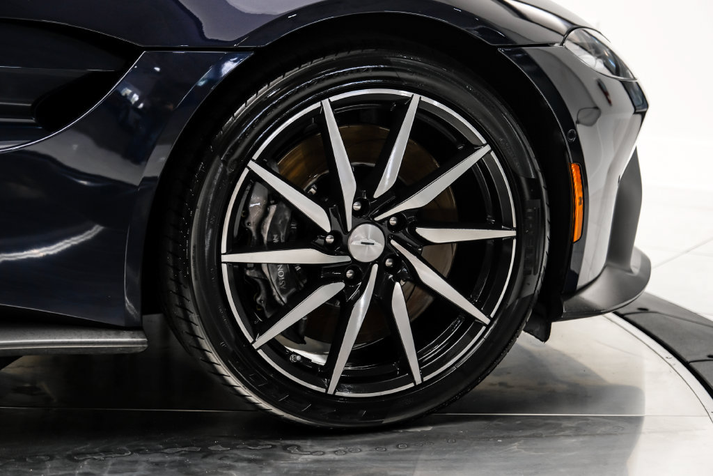 Used 2020 Aston Martin V8 Vantage Coupe RWD image 62