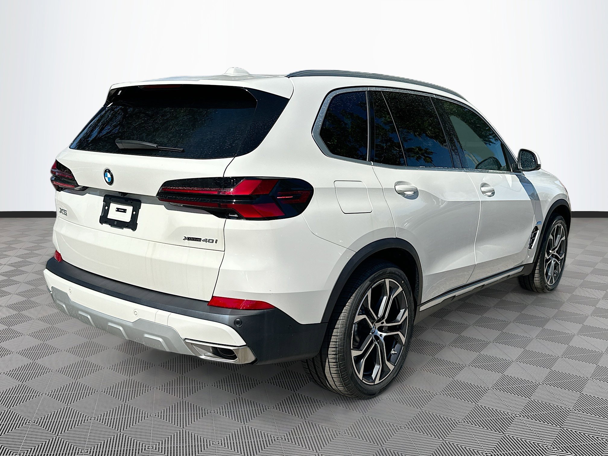 New 2026 BMW X5 xDrive40i w/ Premium Package AWD/4WD image 6