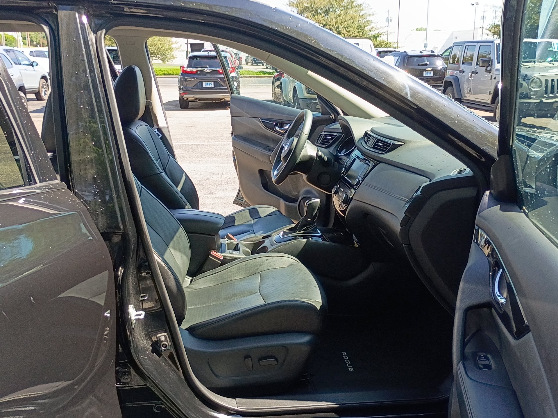 Used 2020 Nissan Rogue SL AWD/4WD image 16