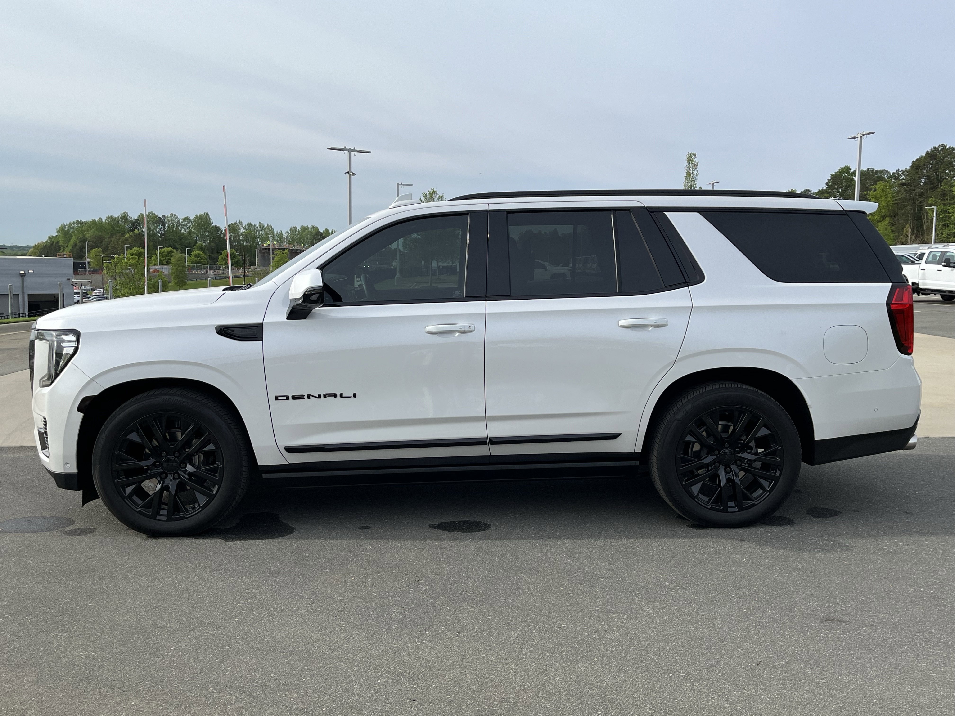 Used 2024 GMC Yukon Denali Ultimate image 6