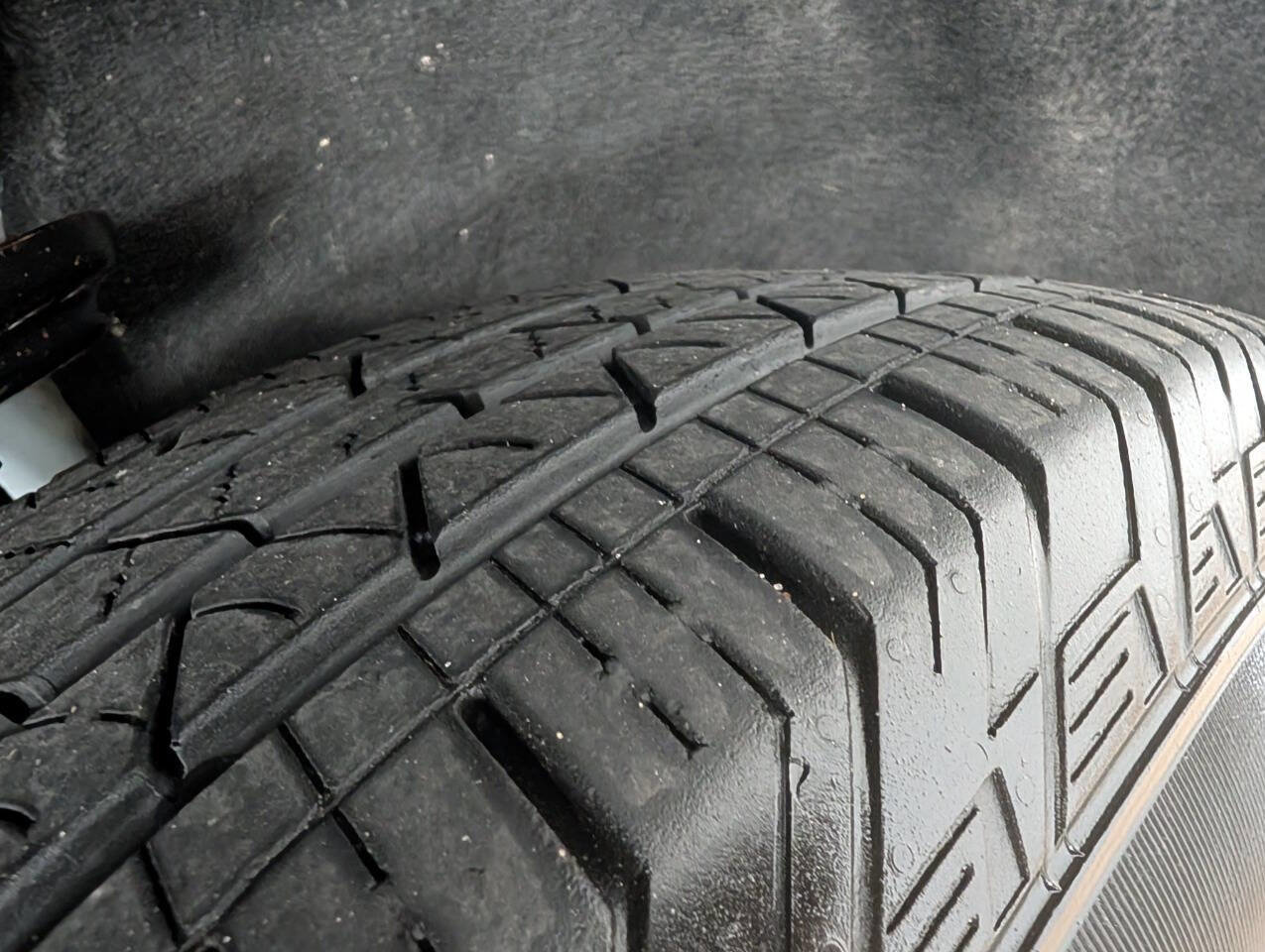 Used 2020 GMC Acadia AT4 image 10