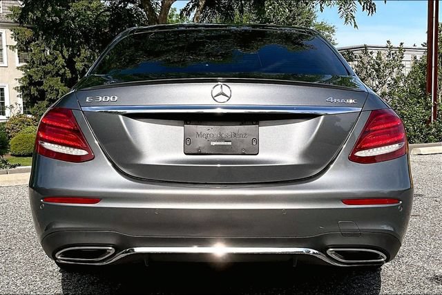 Used 2017 Mercedes-Benz E 300 4MATIC image 16