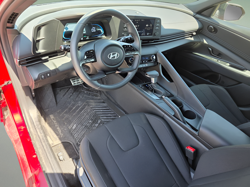 New 2026 Hyundai Elantra Sport FWD image 14