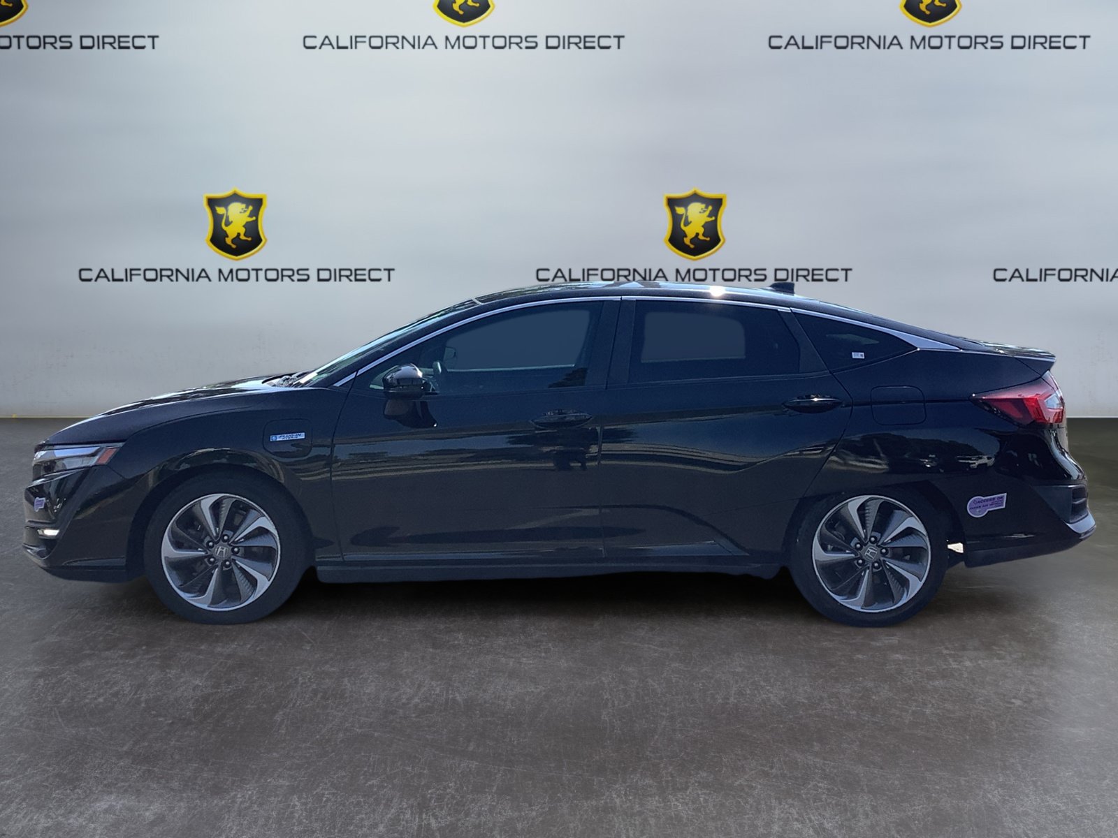 Used 2018 Honda Clarity Plug-In Hybrid image 2