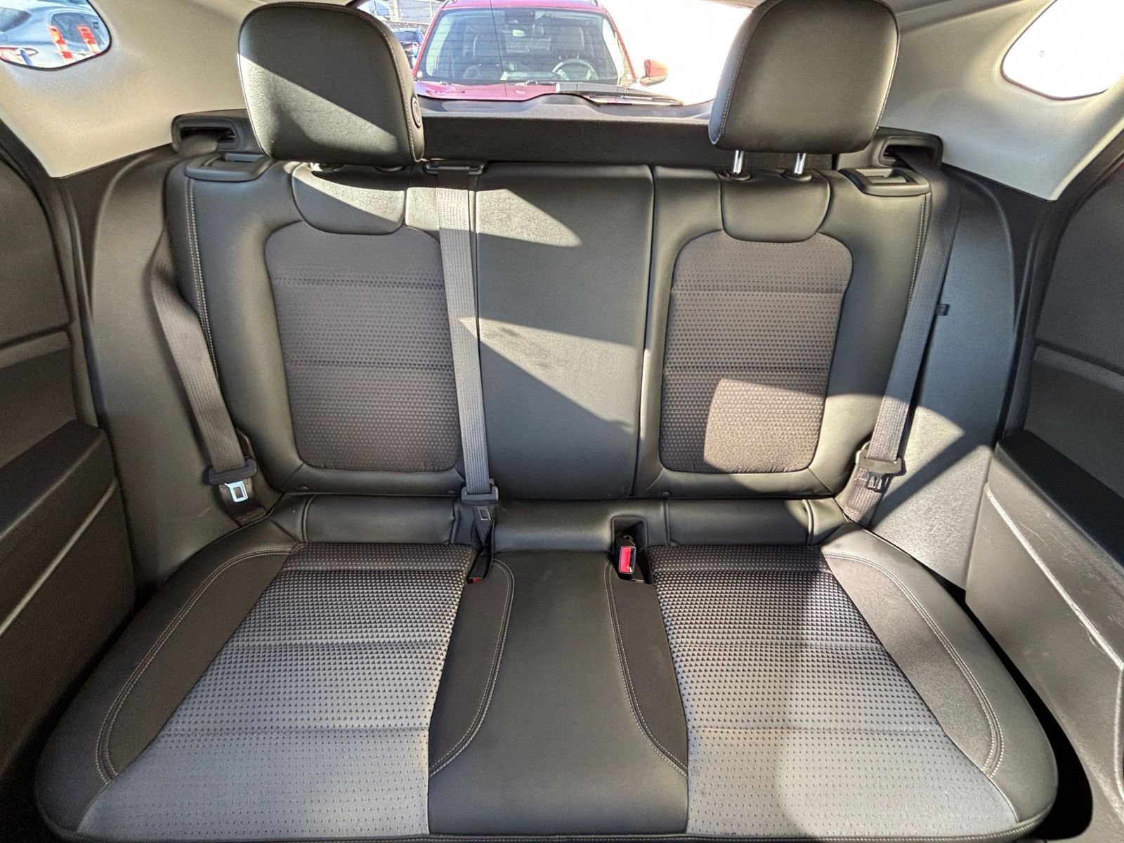 Used 2025 Chevrolet Trax LT image 38