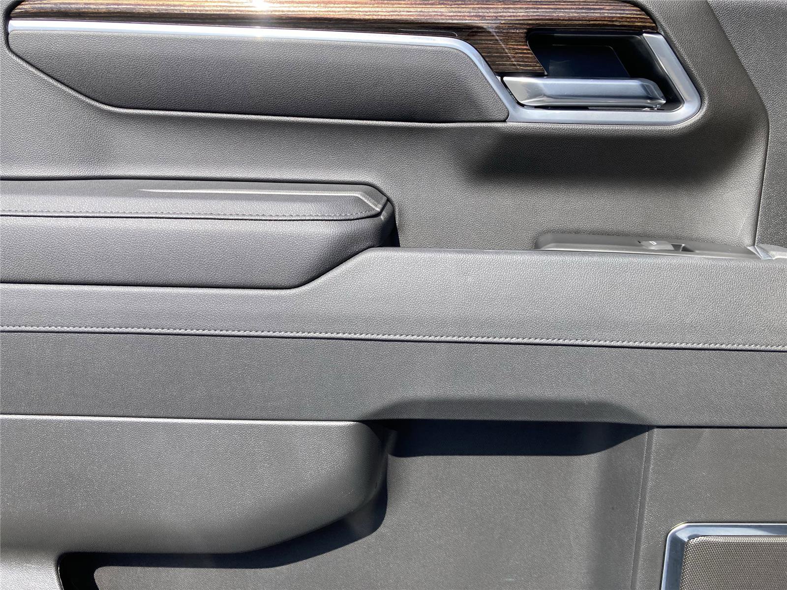 New 2026 GMC Sierra 1500 Elevation image 17