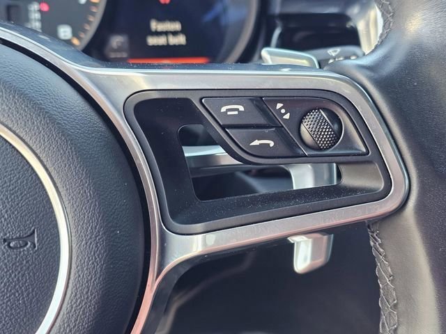 Used 2021 Porsche Macan image 22