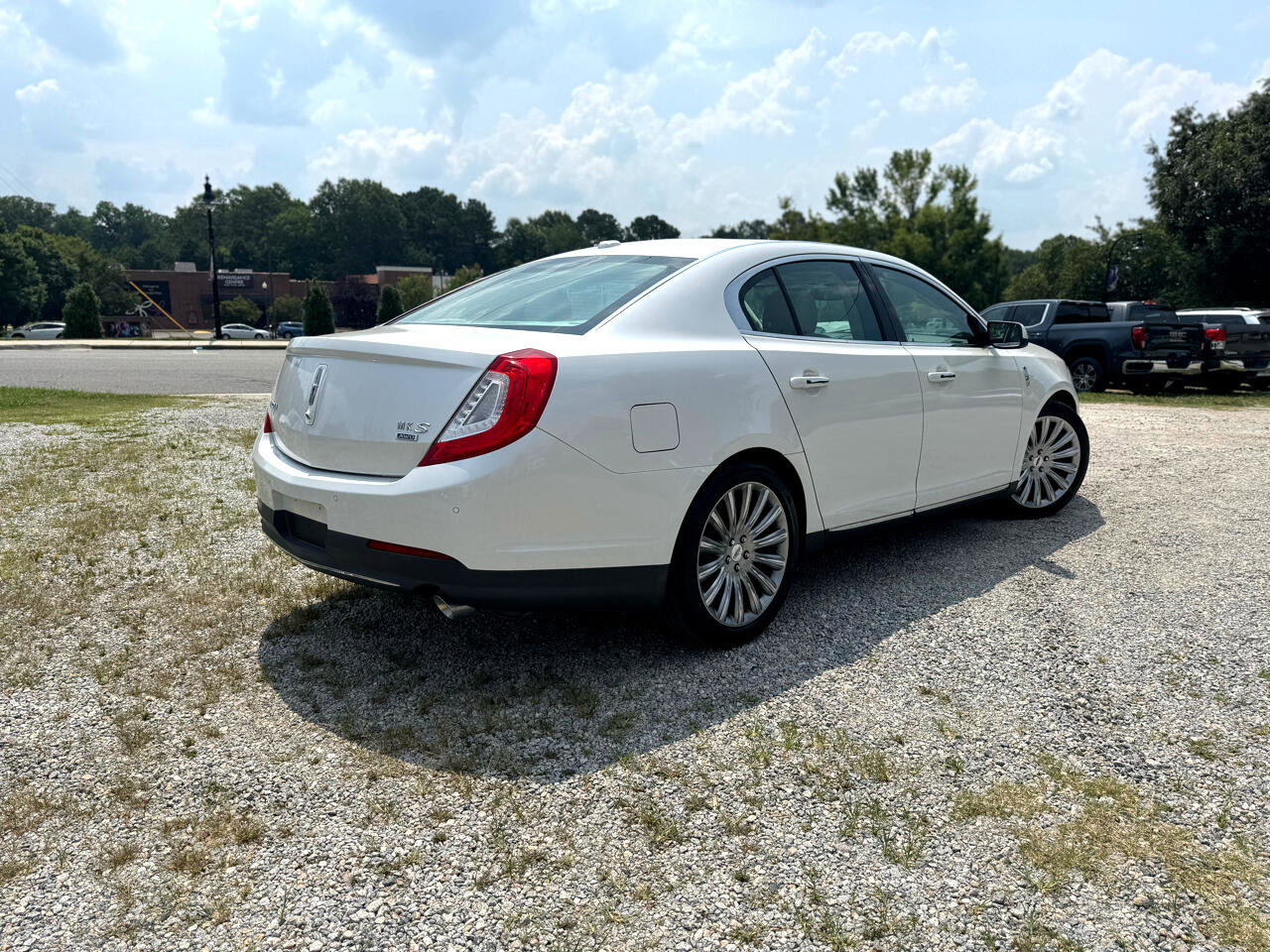 Used 2014 Lincoln MKS AWD w/ Equipment Group 101A image 5