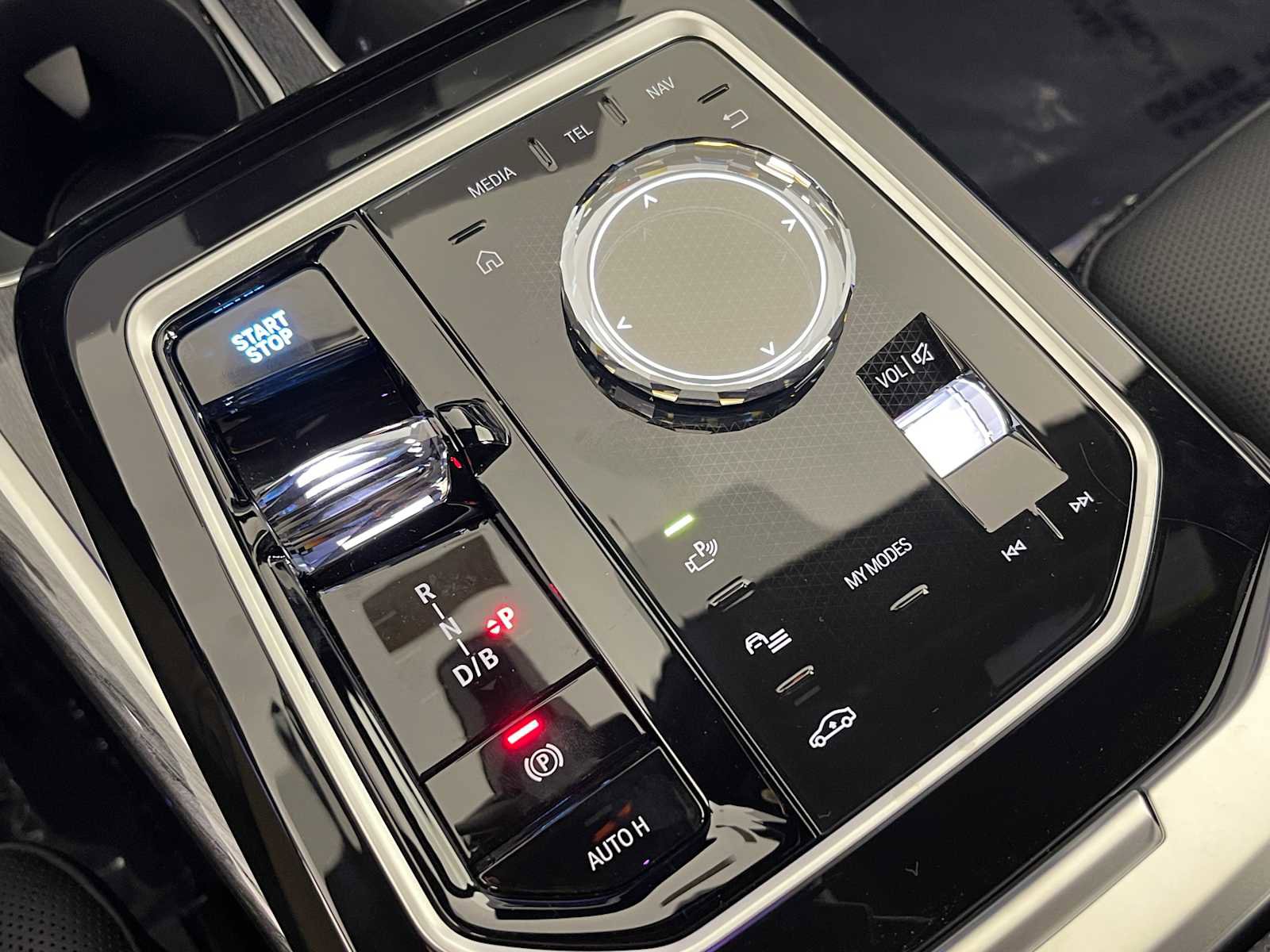 New 2026 BMW i7 xDrive60 w/ Executive Package image 28