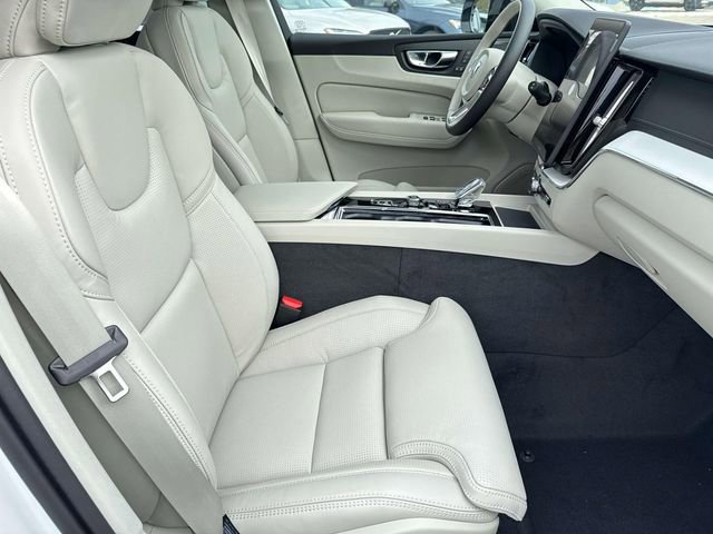 New 2026 Volvo XC60 B5 Ultra w/ Climate Package AWD/4WD image 14