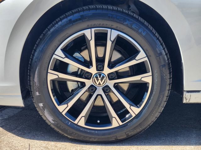 Used 2025 Volkswagen Jetta Sport image 10