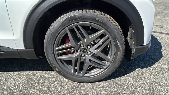 New 2026 Ford Explorer ST image 9