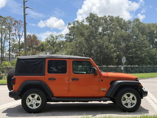 Used 2018 Jeep Wrangler Unlimited Sport S AWD/4WD image 6
