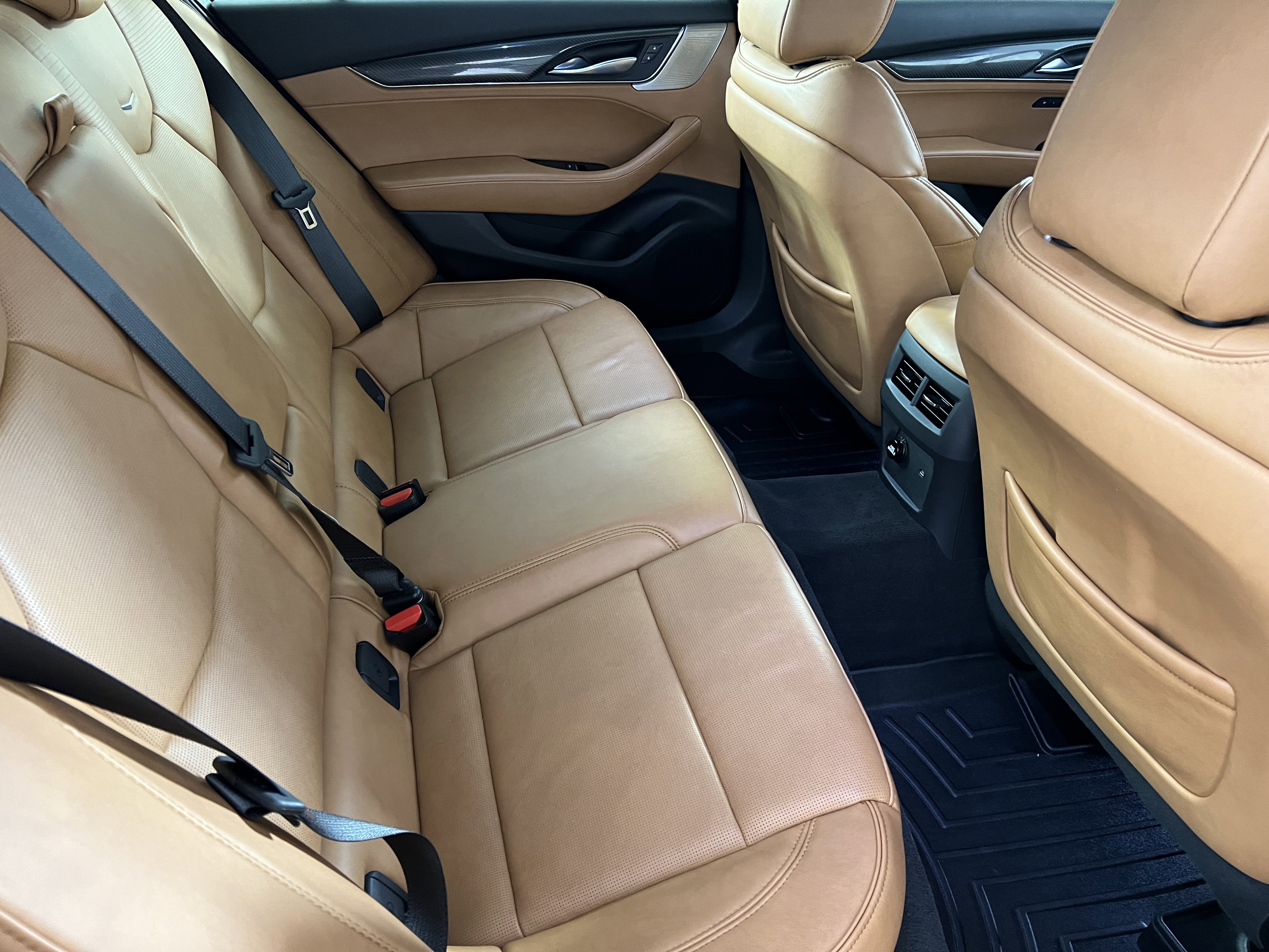 Used 2021 Cadillac CT5 V w/ Platinum Package AWD/4WD image 24