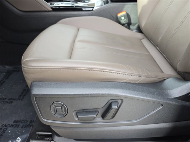 Certified 2025 Audi Q5 Premium w/ Convenience Package image 28