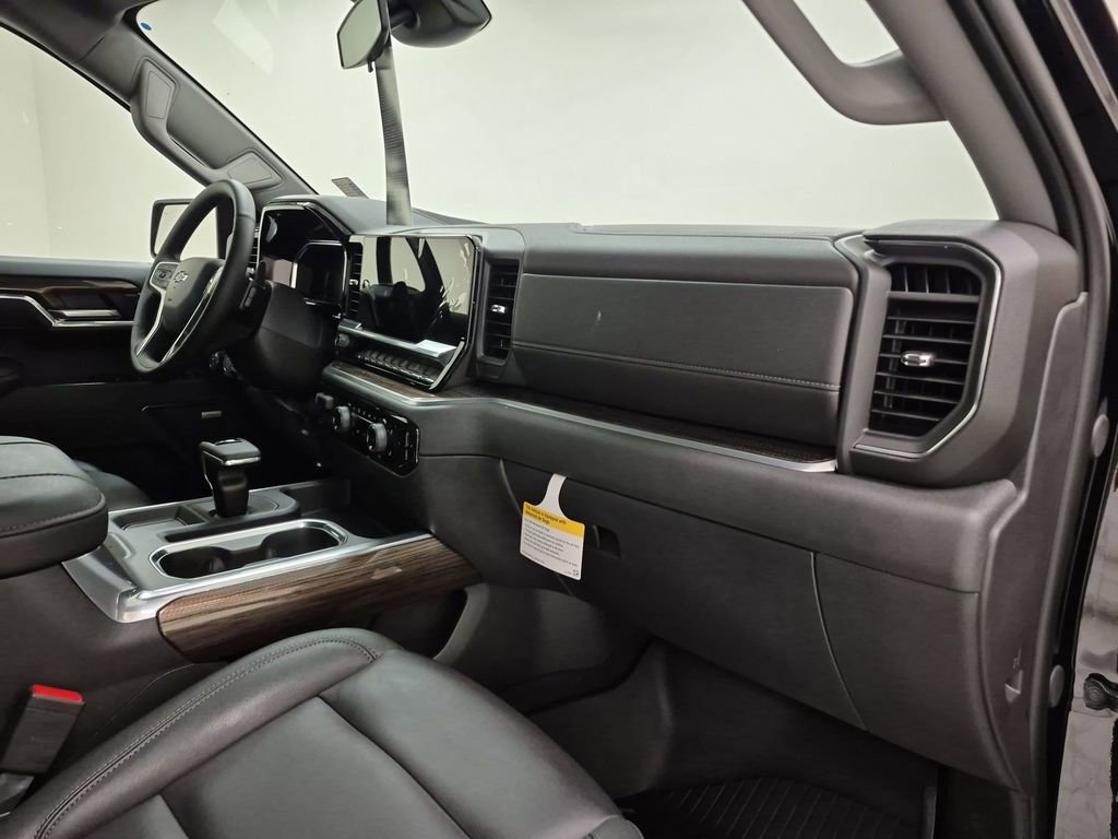 New 2026 Chevrolet Silverado 1500 LT Trail Boss w/ Safety Package image 30