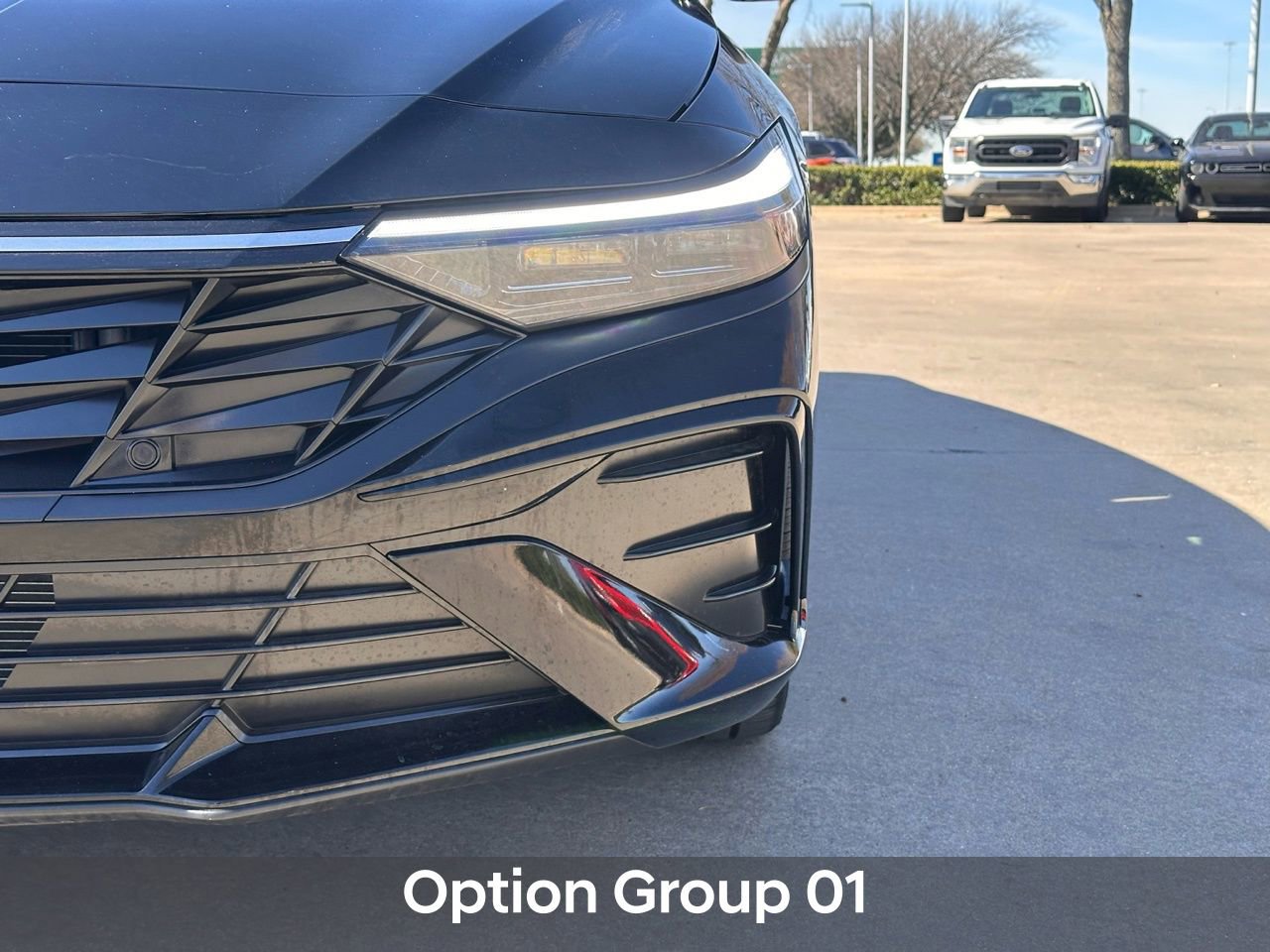 Certified 2025 Hyundai Elantra Limited image 3