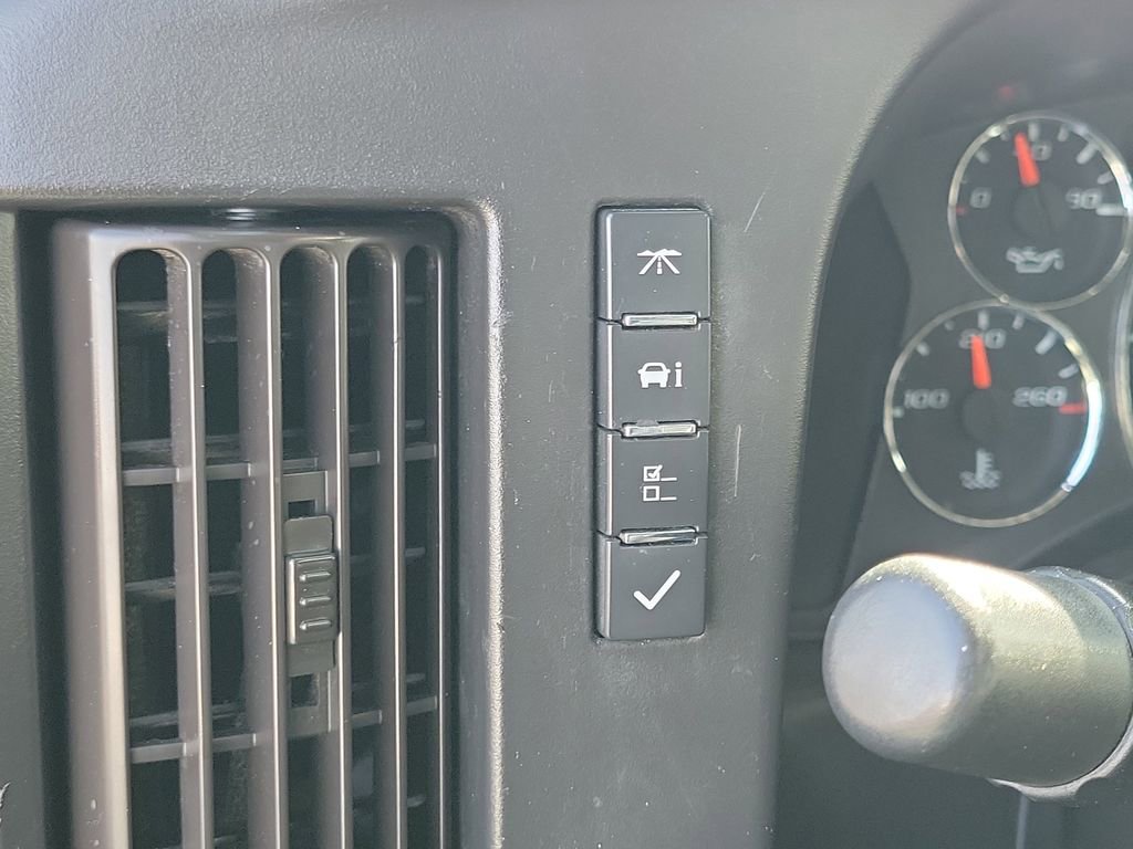 Used 2020 Chevrolet Express 2500 w/ Driver Convenience Package RWD image 10