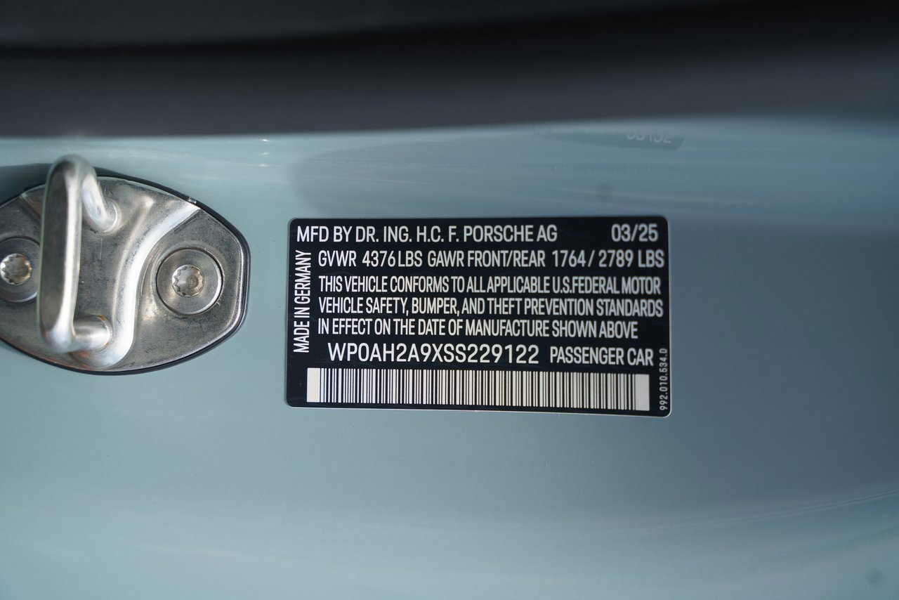 Used 2025 Porsche 911 Carrera S image 27