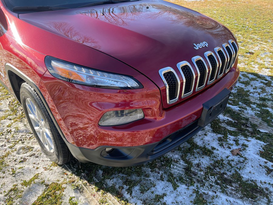 Used 2016 Jeep Cherokee Latitude image 16