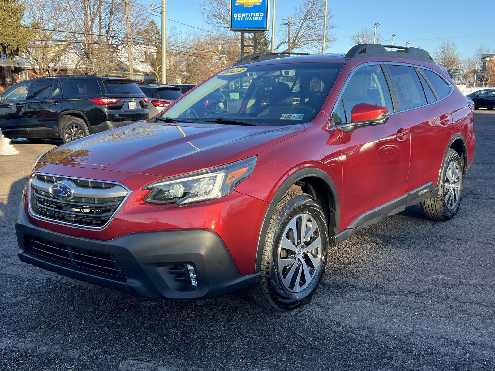 Used 2022 Subaru Outback Premium image 3