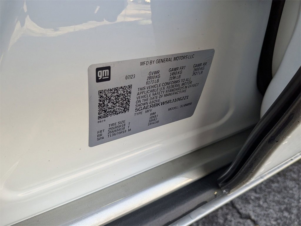 Certified 2024 Buick Enclave Essence image 33