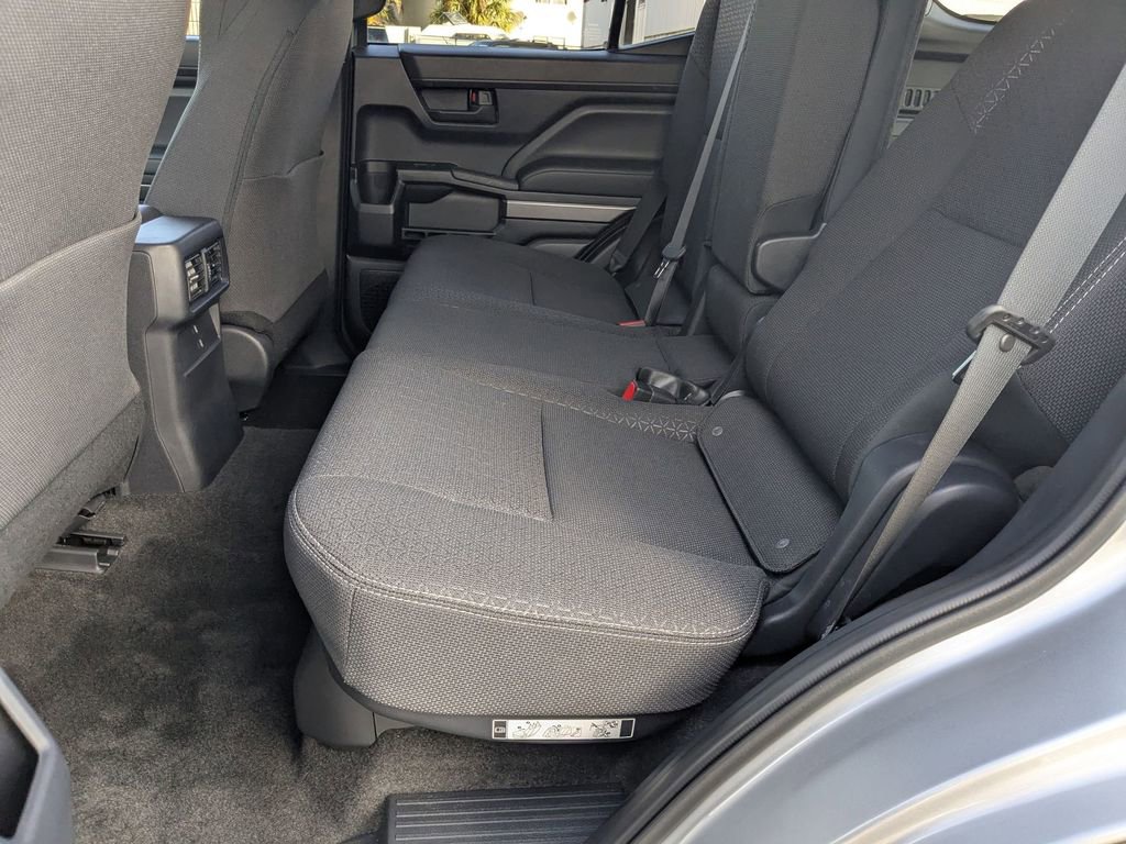 Used 2025 Toyota 4Runner SR5 image 21