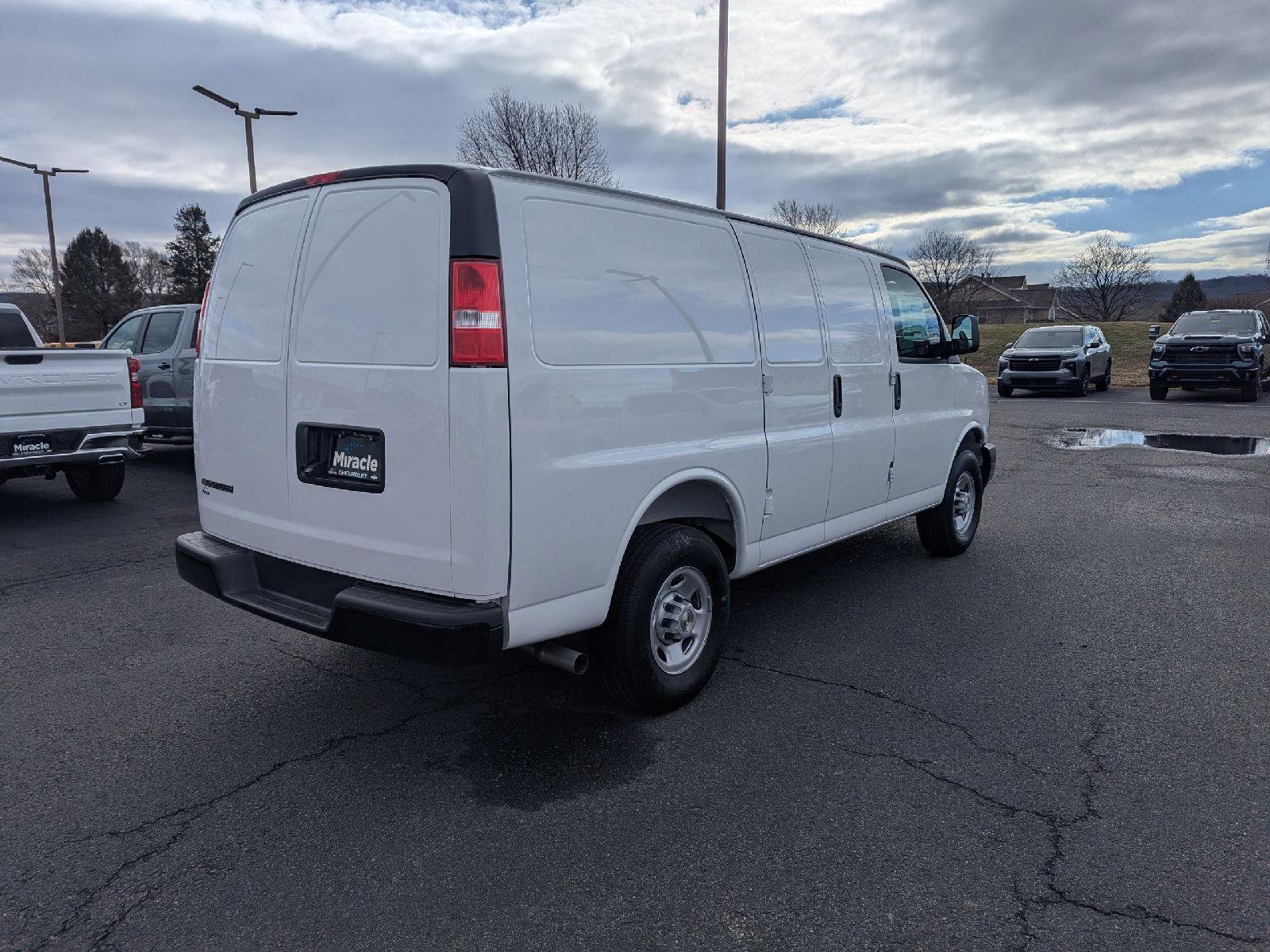 New 2025 Chevrolet Express 2500 w/ Driver Convenience Package image 14