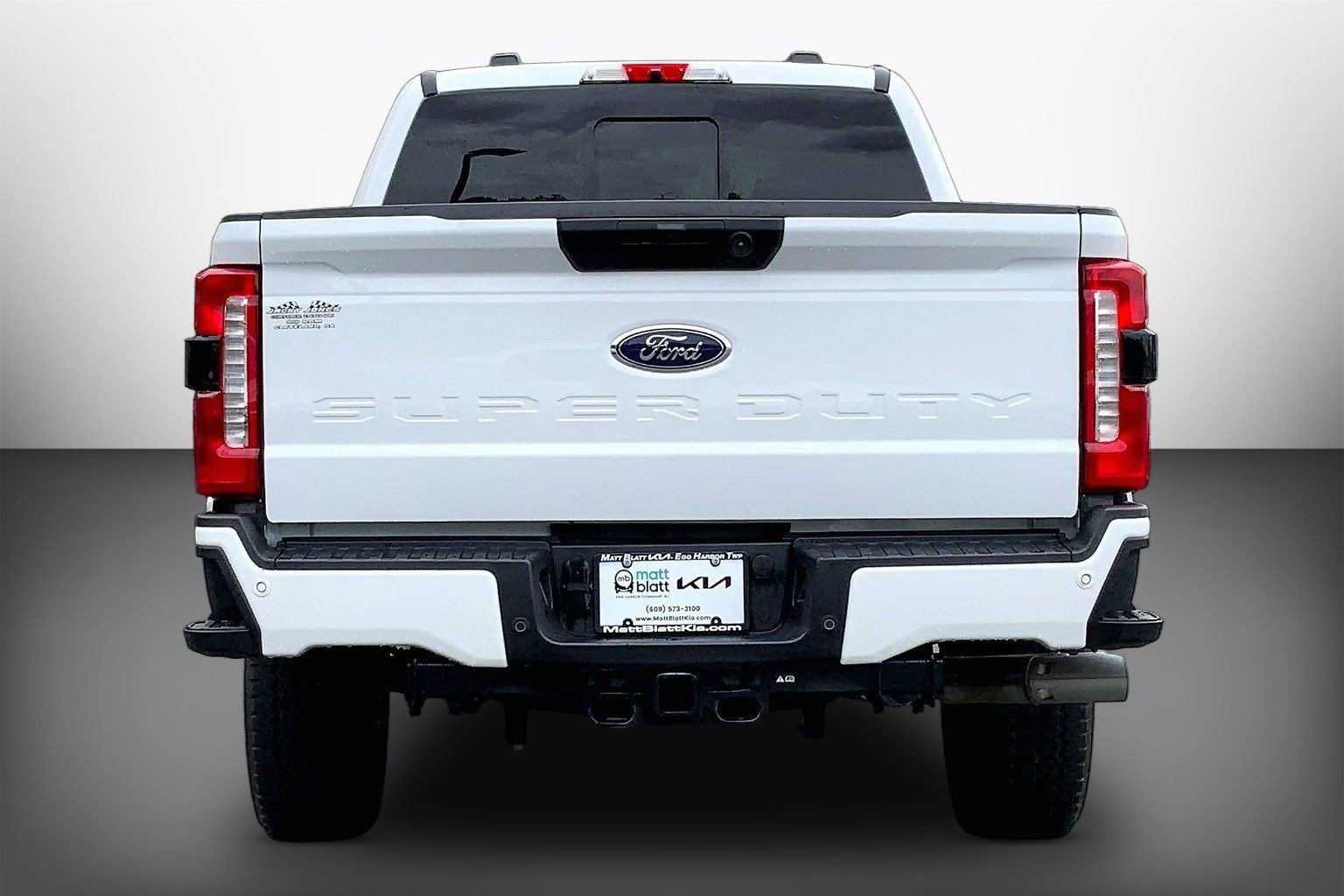 Used 2024 Ford F250 XL w/ STX Appearance Package AWD/4WD image 6