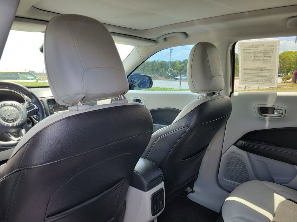 Used 2018 Jeep Compass Latitude image 11