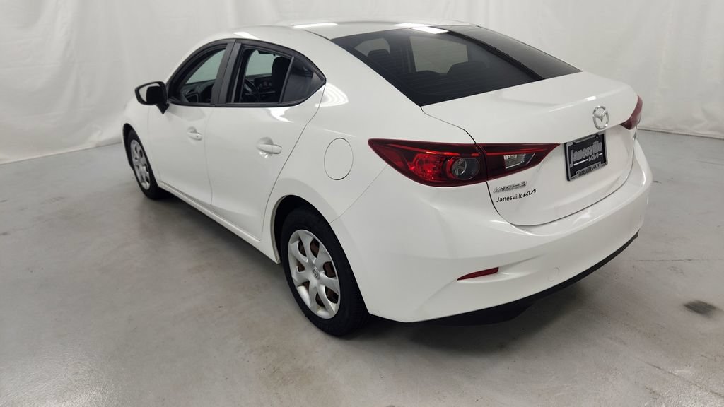 Used 2017 MAZDA MAZDA3 Sport FWD image 5
