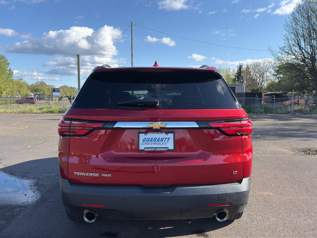 Used 2022 Chevrolet Traverse LT image 24
