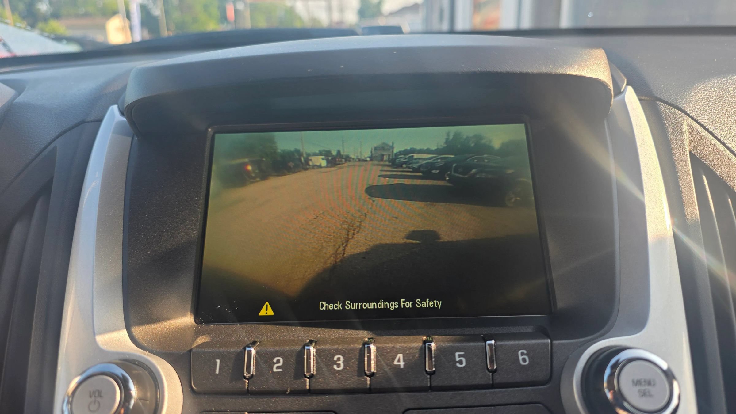 Used 2014 Chevrolet Equinox LT AWD/4WD image 16