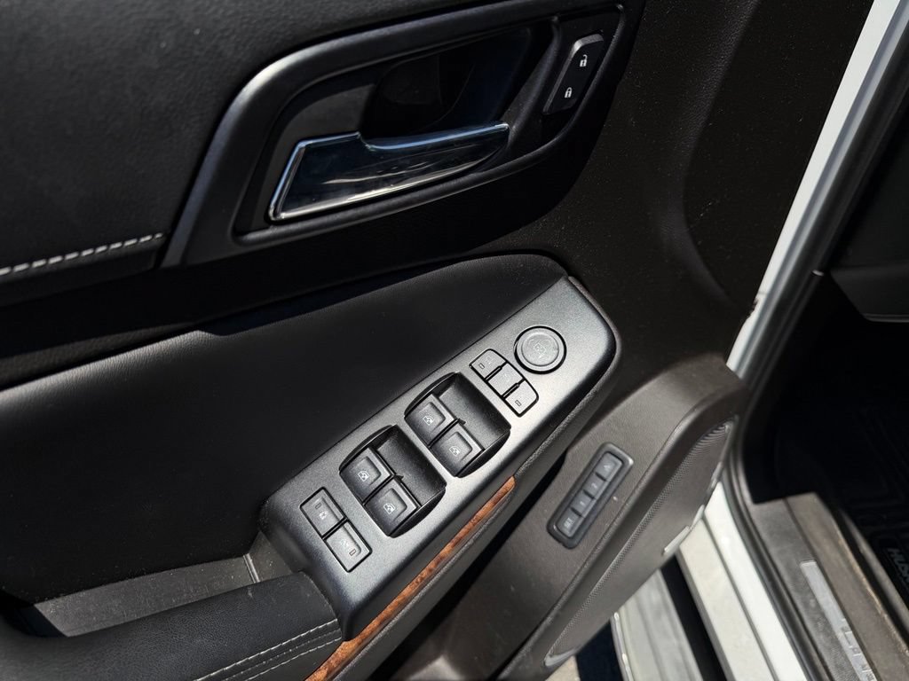 Used 2017 Chevrolet Tahoe Premier AWD/4WD image 13