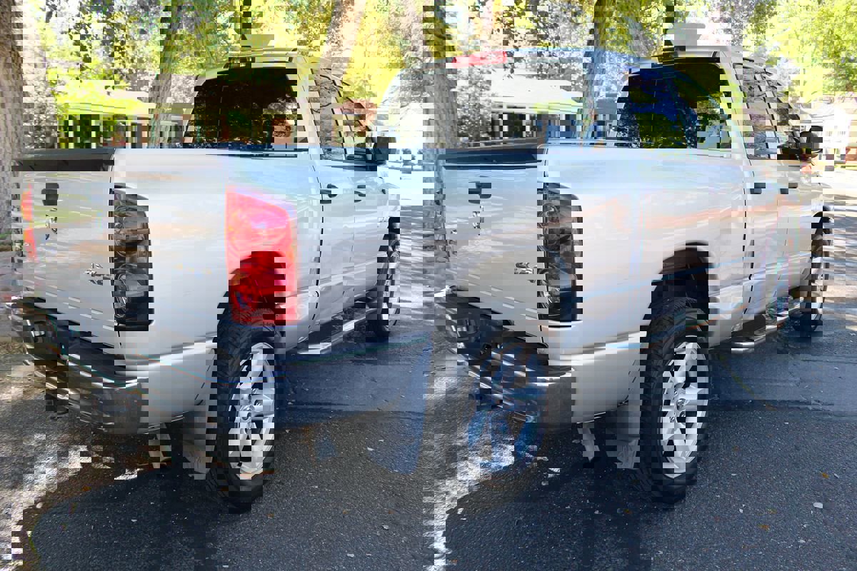 Used 2008 Dodge Ram 1500 Truck SLT w/ Trailer Tow Group image 6