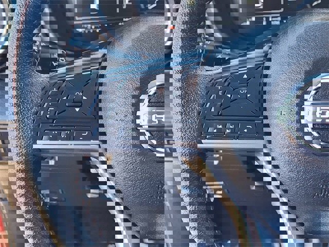 Used 2024 Nissan Kicks SR w/ SR Premium Package image 11